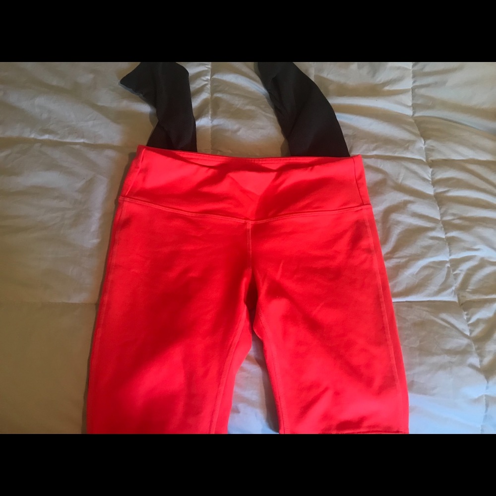 ALO yoga pants🧘🏿‍♀️